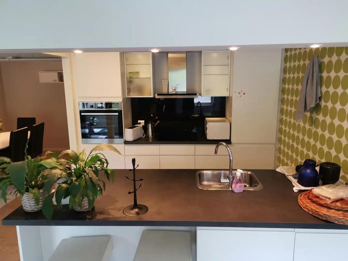 Big, Spacious Apartment With Free Parking Tromso Luaran gambar